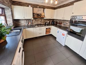 Kitchen- click for photo gallery
